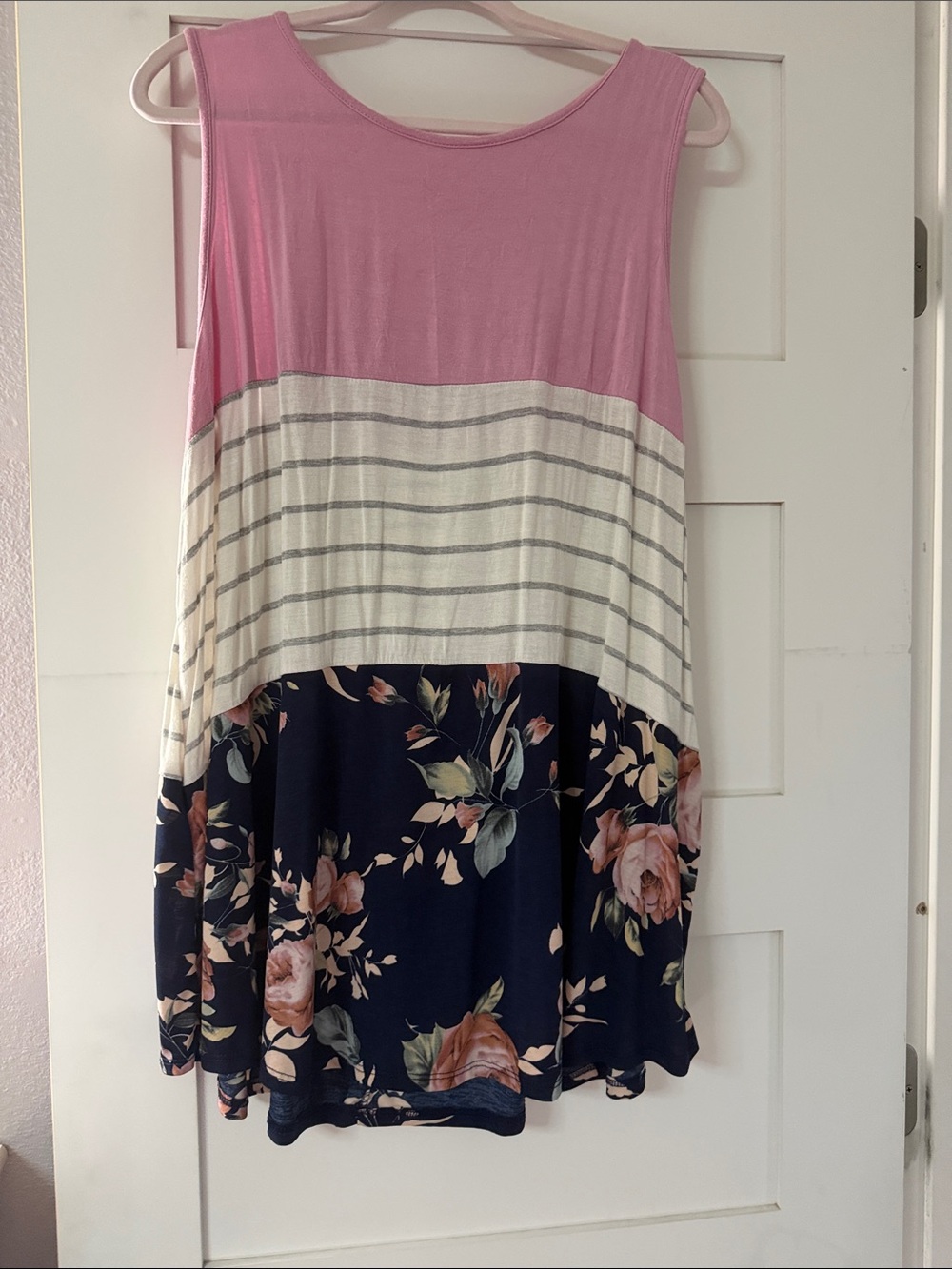 Chic Soul Pink, Cream & Navy Floral Colorblock Sleeveless Top